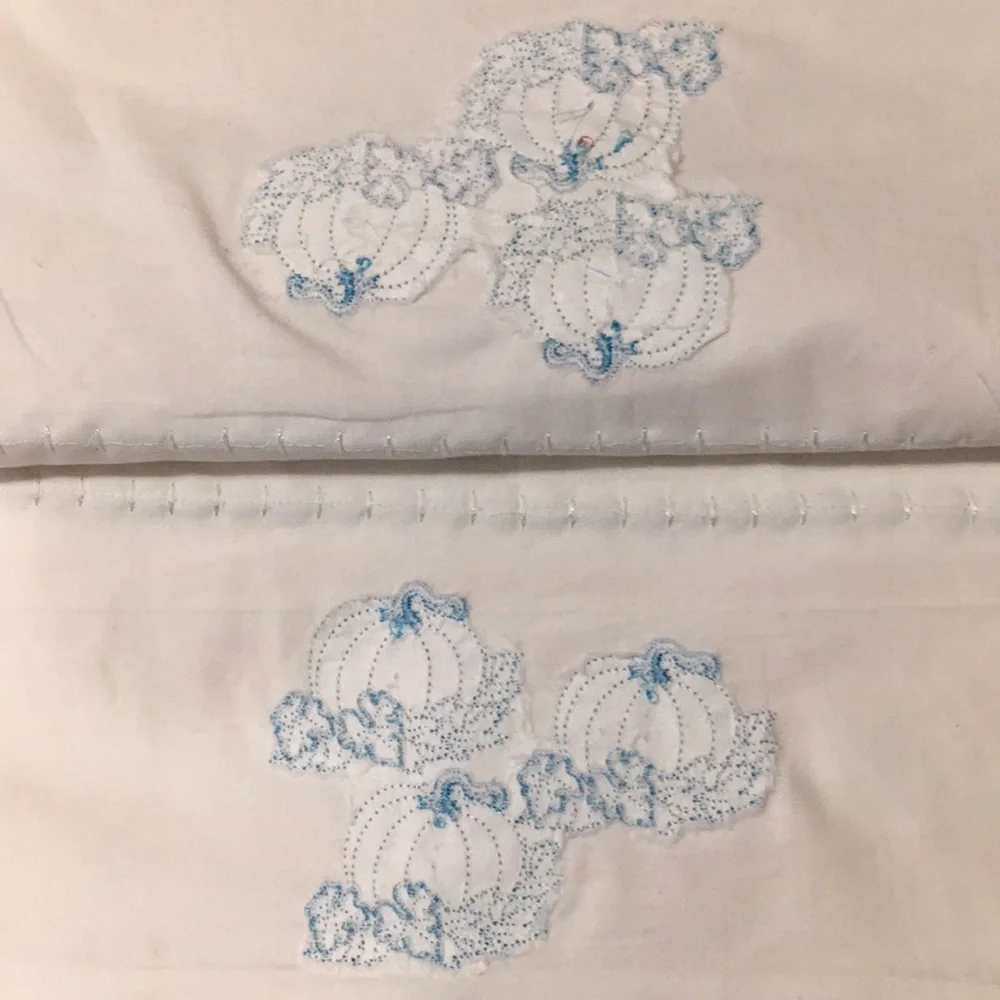 Handmade Pumpkins Table Runner and 2 Placemats  NEW
